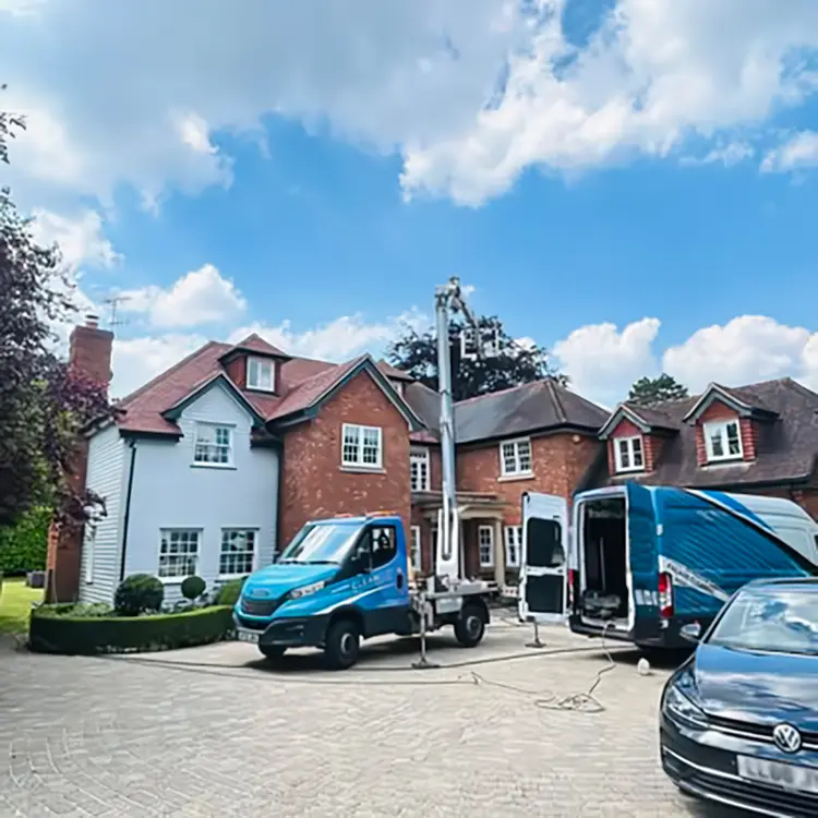 Multitel MZ250 cherry picker